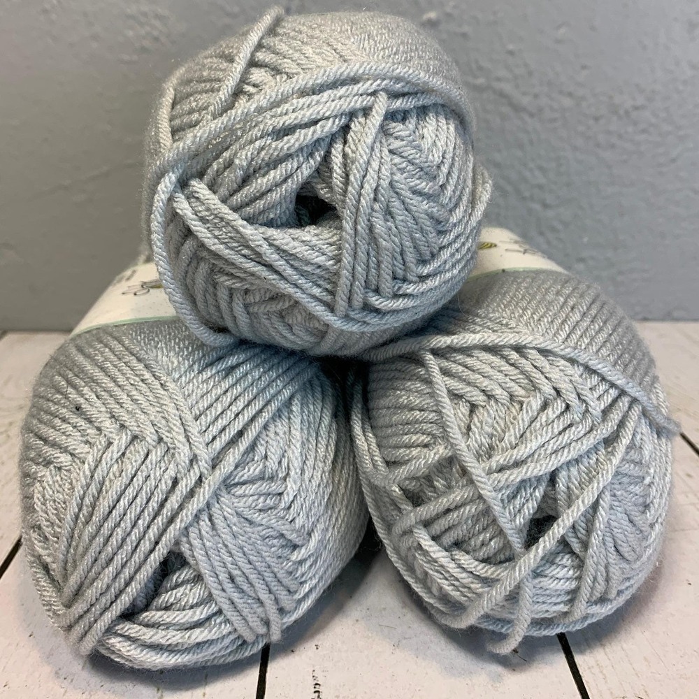 3 NEW Skeins Baby Bee Soft & Sleek Baby Yarn Flannel Grey 030 186yds/4oz